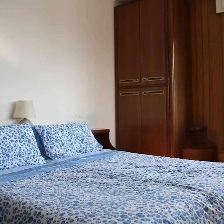 Bluelake 1 - * אומניה